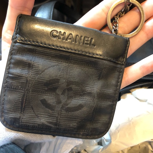 Chanel travel line tote - Picture 10 of 14